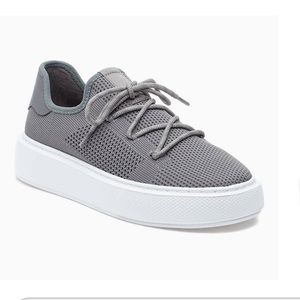 J/Slides Demetria Women's Knit Sneakers